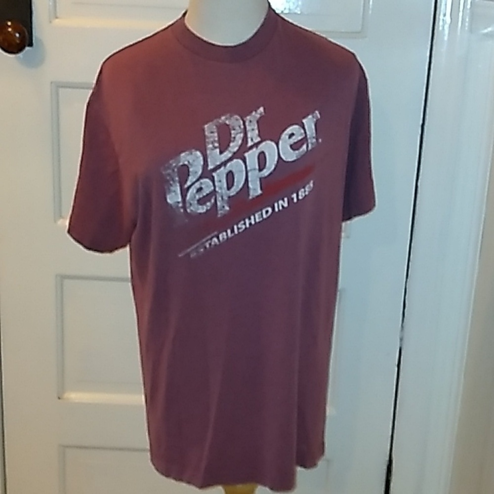 Dr. PEPPER retro style medium shirt